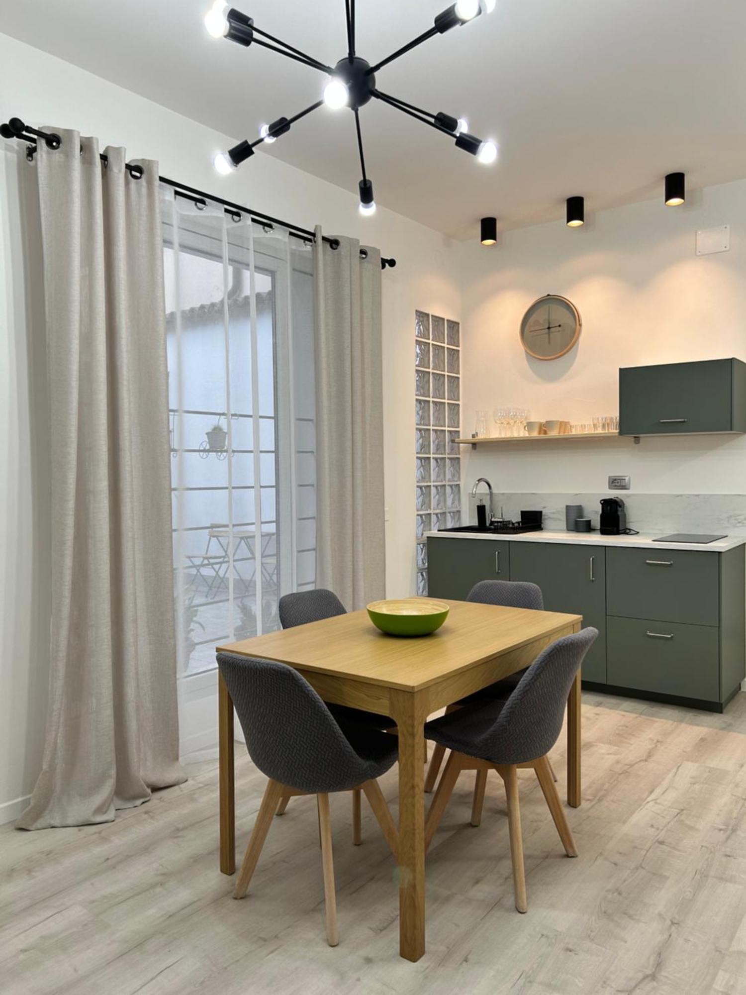 Tezone Seven Apartments Verona Exterior foto